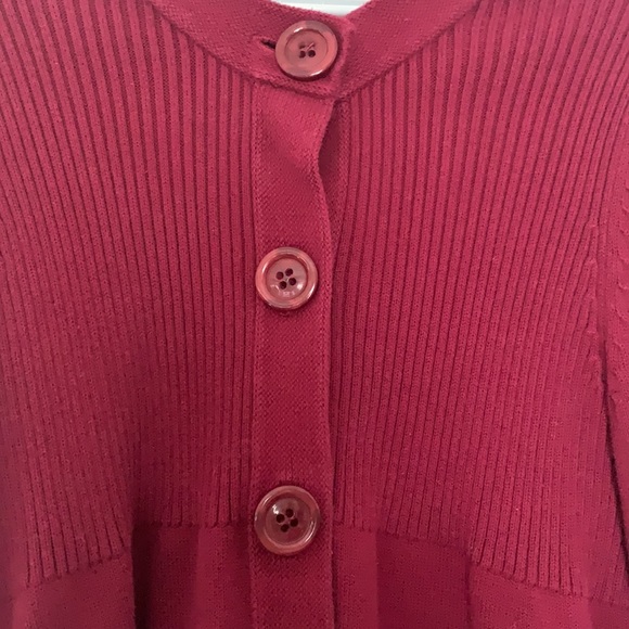 Studio Works   Burgundy Three Button Cardigan Sweater  Women's Size Med - Picture 3 of 10